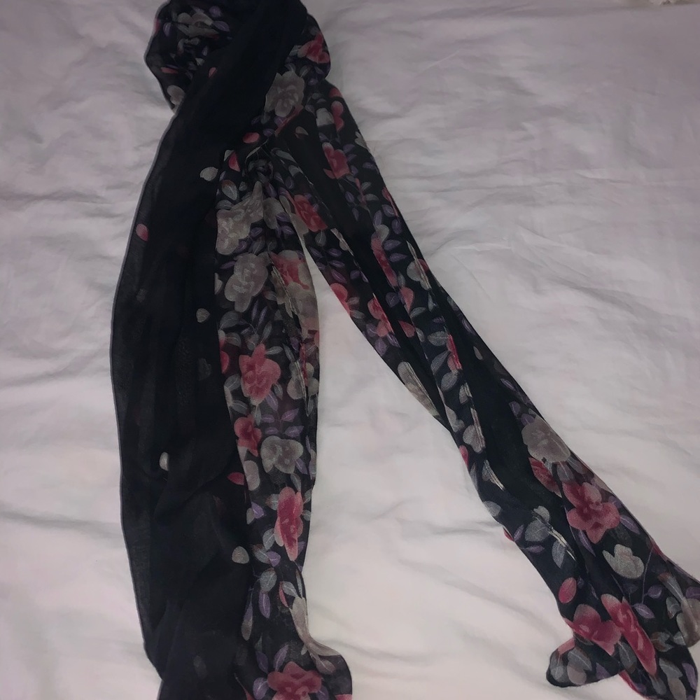 Interchangeable scarf